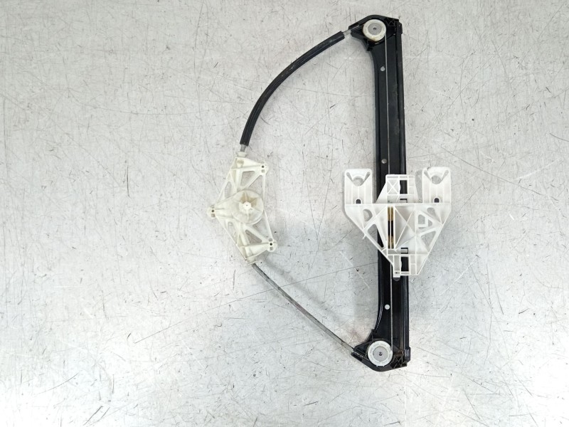 Recambio de elevalunas trasero izquierdo para audi a3 limousine (8vs, 8vm) 2.0 tdi referencia OEM IAM 8V4839461  