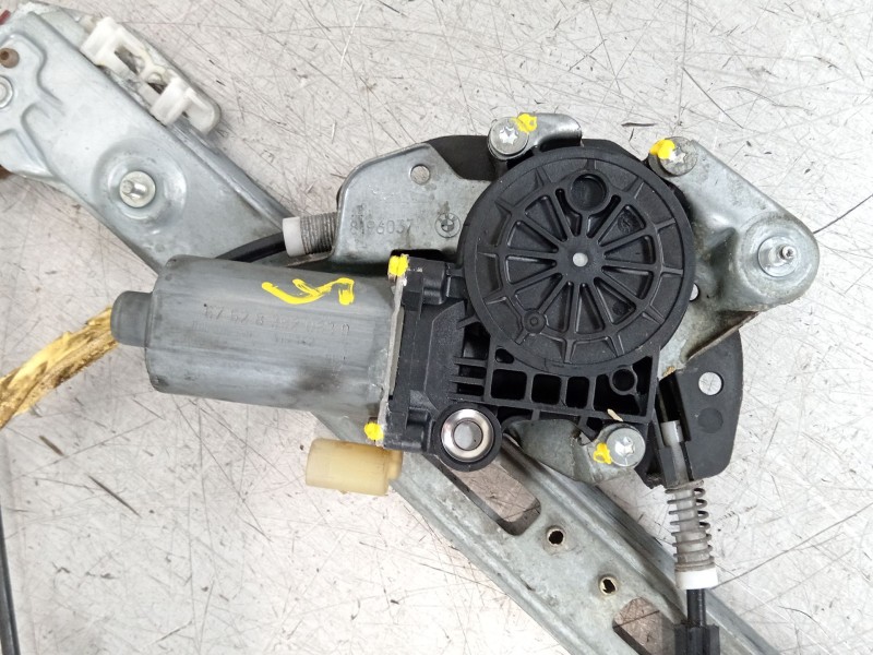 Recambio de elevalunas delantero izquierdo para bmw 3 (e46) 320 d referencia OEM IAM 8196037 67628362063 676283620630
