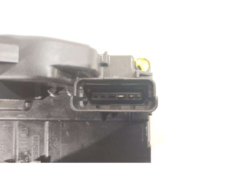 Recambio de cerradura puerta delantera derecha para nissan note (e12) 1.5 dci referencia OEM IAM 805003VV0A  