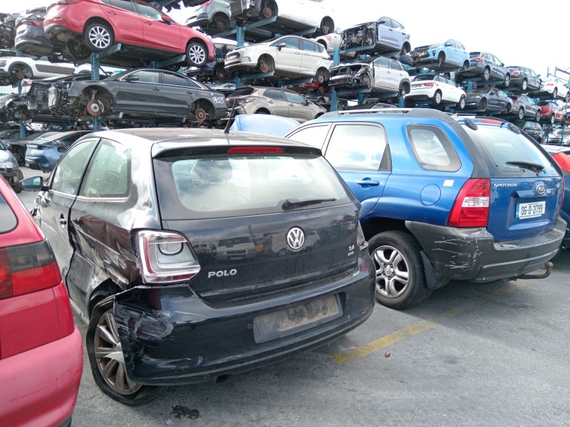 volkswagen polo v (6r1, 6c1) del año 2010