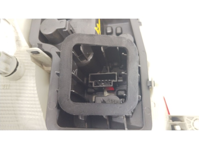 Recambio de piloto trasero derecho para skoda rapid spaceback (nh1) 1.6 tdi referencia OEM IAM 5JJ945096  