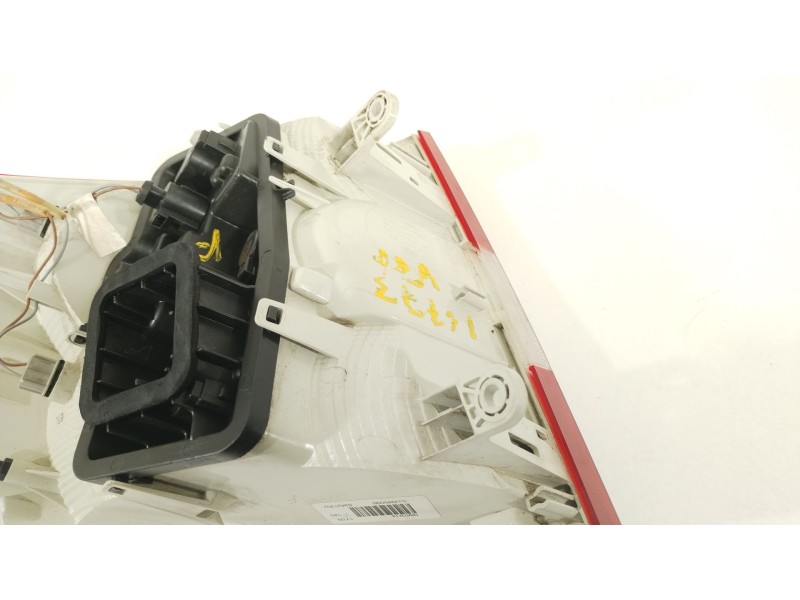 Recambio de piloto trasero derecho para skoda rapid spaceback (nh1) 1.6 tdi referencia OEM IAM 5JJ945096  