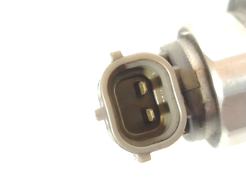 Recambio de inyector para opel astra j (p10) 1.7 cdti (68) referencia OEM IAM 97376270 8973762703 