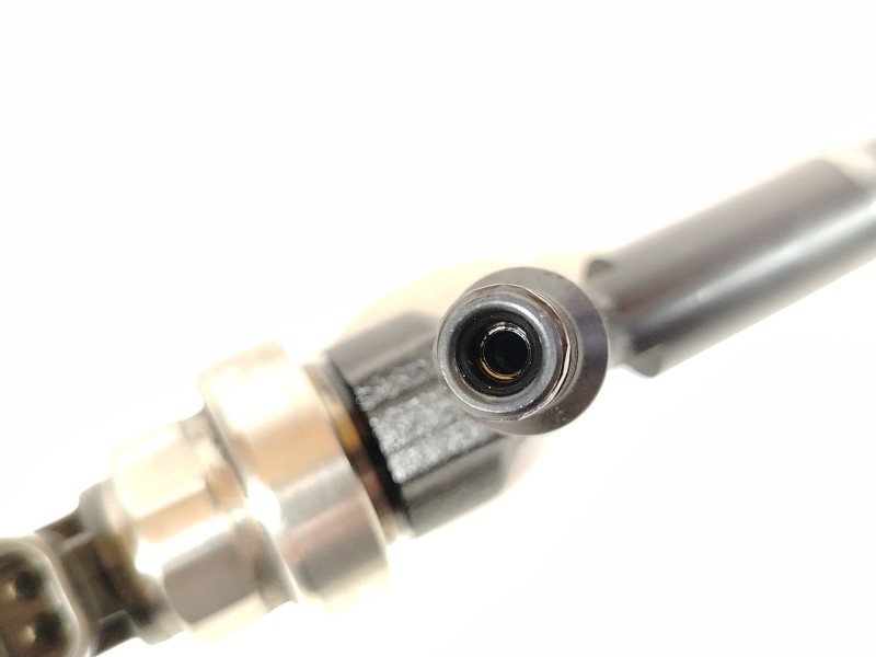 Recambio de inyector para opel astra j (p10) 1.7 cdti (68) referencia OEM IAM 97376270 8973762703 