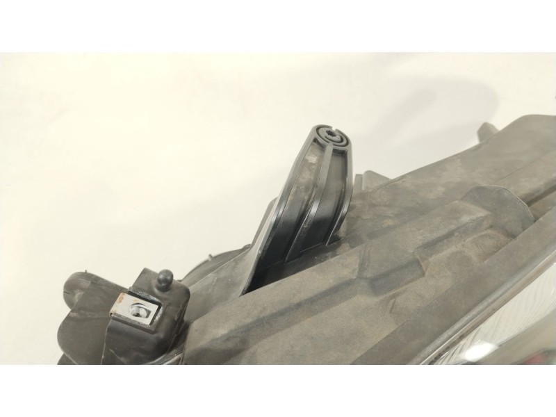 Recambio de faro izquierdo para opel mokka / mokka x (j13) 1.4 (_76) referencia OEM IAM 95386945  