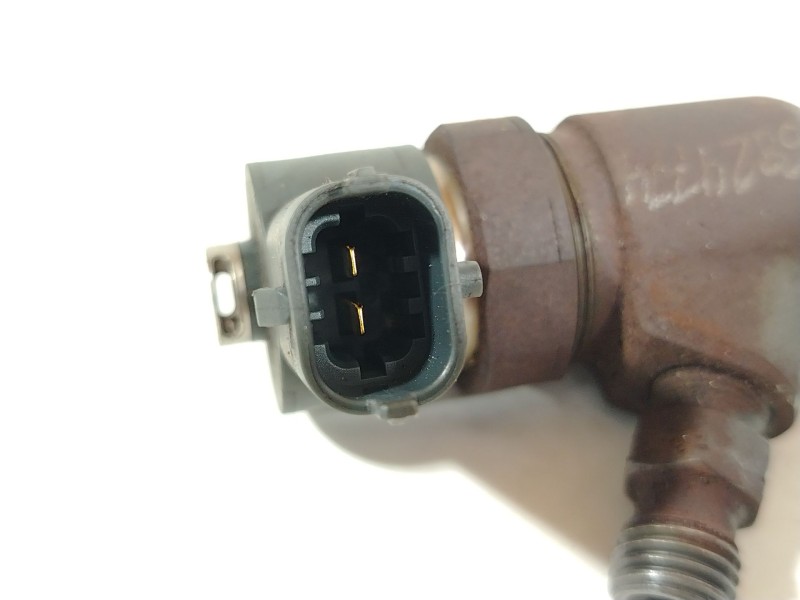 Recambio de inyector para fiat doblo autobús (263_) 1.3 d multijet (263axc1a) referencia OEM IAM 0445110351  