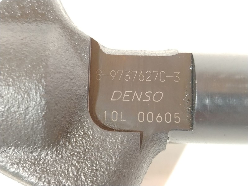 Recambio de inyector para opel astra j (p10) 1.7 cdti (68) referencia OEM IAM 97376270 8973762703 