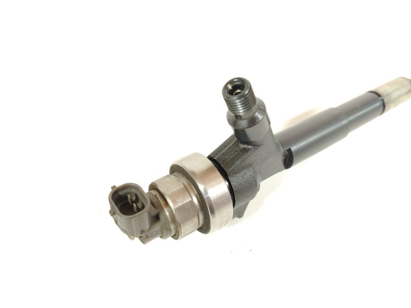 Recambio de inyector para opel astra j (p10) 1.7 cdti (68) referencia OEM IAM 97376270 8973762703 