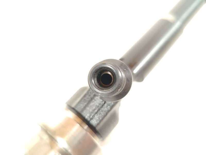 Recambio de inyector para opel astra j (p10) 1.7 cdti (68) referencia OEM IAM 97376270 8973762703 