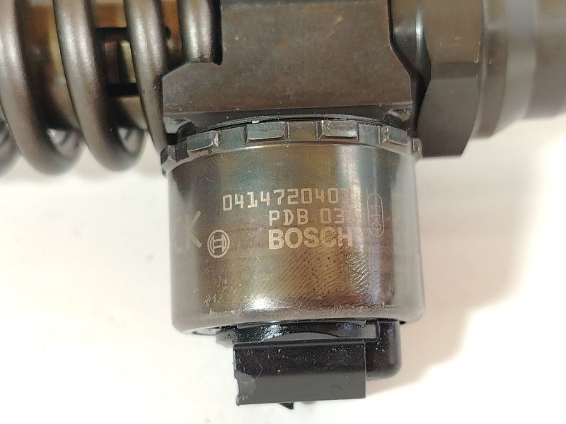 Recambio de inyector para volkswagen golf v (1k1) 2.0 tdi 16v referencia OEM IAM 03G130073B 0414720403 