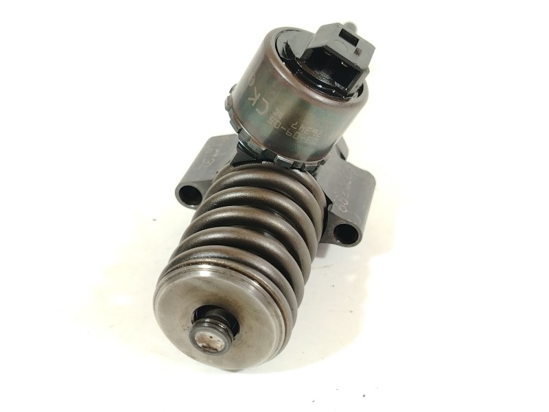 Recambio de inyector para volkswagen golf v (1k1) 2.0 tdi 16v referencia OEM IAM 03G130073B 0414720403 