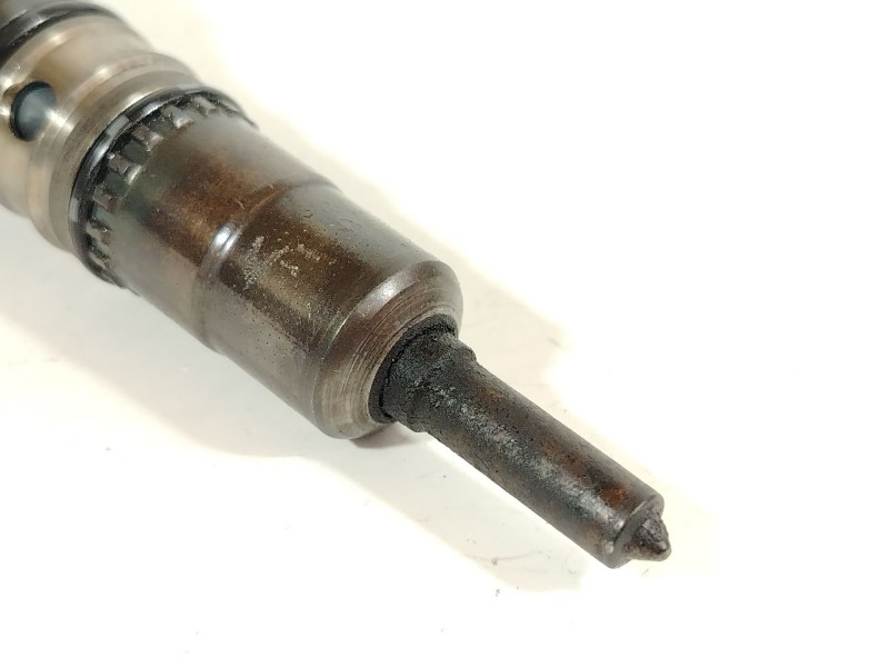 Recambio de inyector para volkswagen golf v (1k1) 2.0 tdi 16v referencia OEM IAM 03G130073B 0414720403 