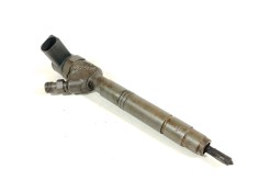 Recambio de inyector para mercedes-benz clase e t-model (s210) e 270 t cdi (210.216) referencia OEM IAM A6110700687 0445110025 