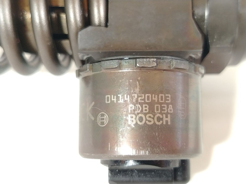 Recambio de inyector para volkswagen golf v (1k1) 2.0 tdi 16v referencia OEM IAM 03G130073B 0414720403 