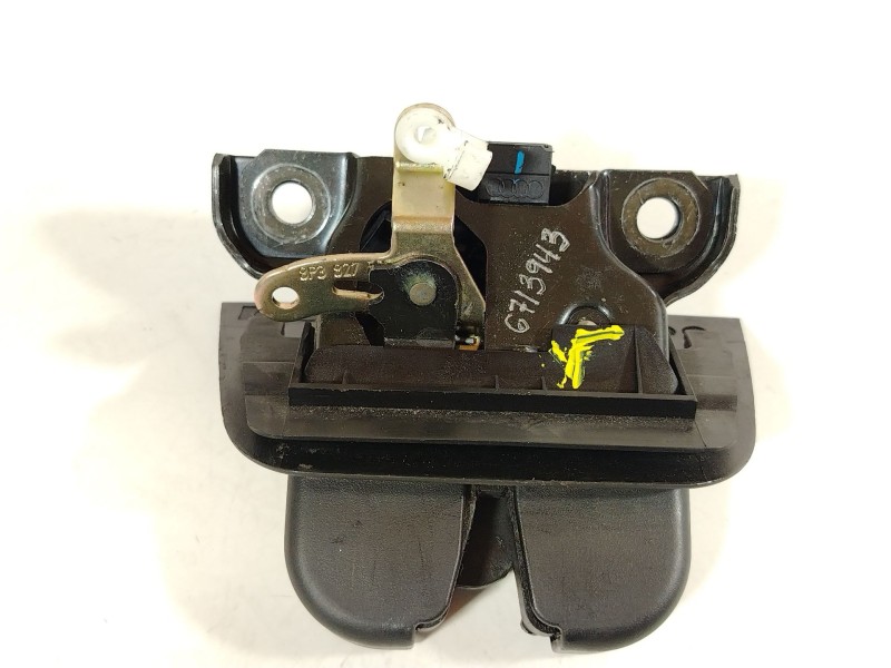 Recambio de cerradura maletero / porton para audi a3 (8p1) 2.0 tdi referencia OEM IAM 8P3827505 8P3827520A 
