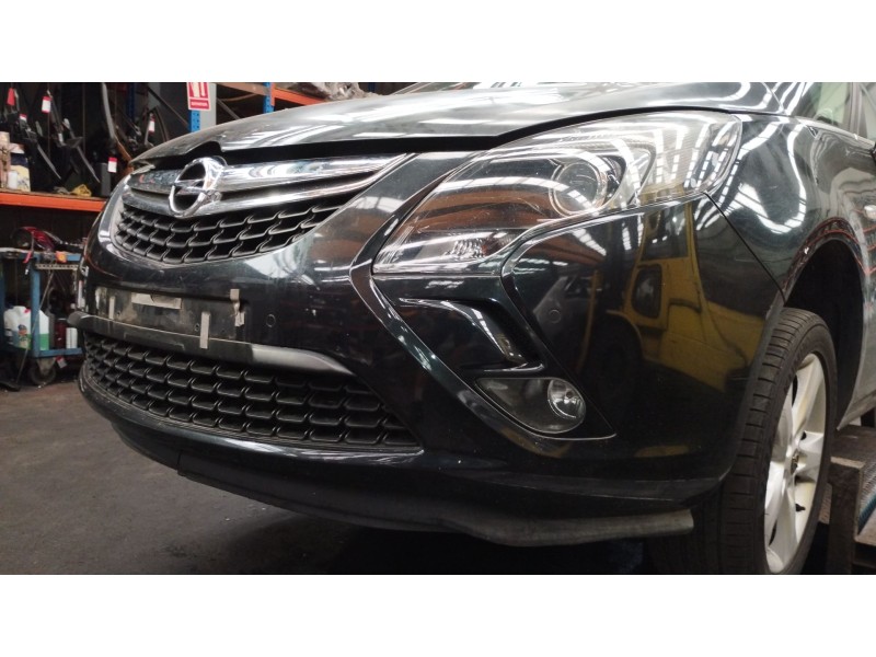 Recambio de paragolpes delantero para opel zafira tourer c (p12) 1.6 cdti (75) referencia OEM IAM 13300485  