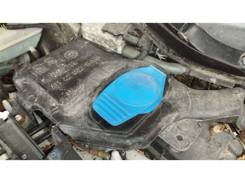 Recambio de deposito limpia para audi a4 b8 avant (8k5) 2.0 tdi referencia OEM IAM 8T1955463B  