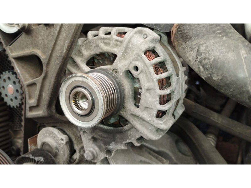 Recambio de alternador para audi a4 b8 avant (8k5) 2.0 tdi referencia OEM IAM 03L903017E 0125711088 