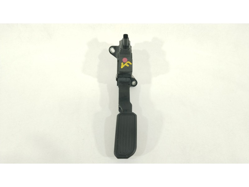 Recambio de potenciometro pedal para toyota verso (_r2_) 2.0 d-4d (aur20_) referencia OEM IAM 7811002022  