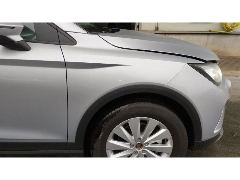 Recambio de aleta delantera derecha para seat arona referencia OEM IAM   