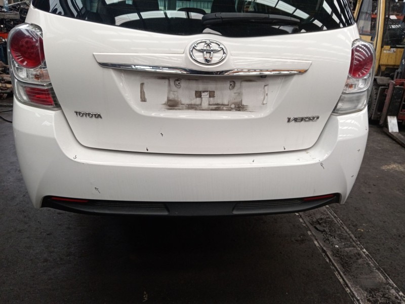 Recambio de paragolpes trasero para toyota verso (_r2_) 1.6 d4-d (war20_) referencia OEM IAM 521590F120  