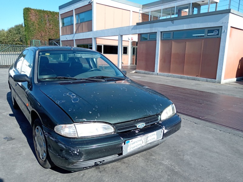 ford mondeo i sedán (gbp) del año 1995