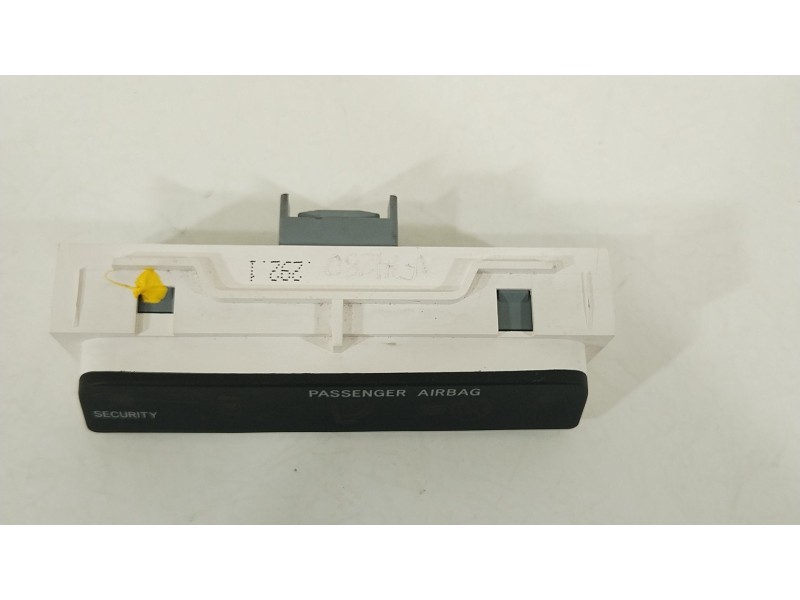 Recambio de pantalla multifuncion para toyota verso (_r2_) 2.0 d-4d (aur20_) referencia OEM IAM 839500F050  