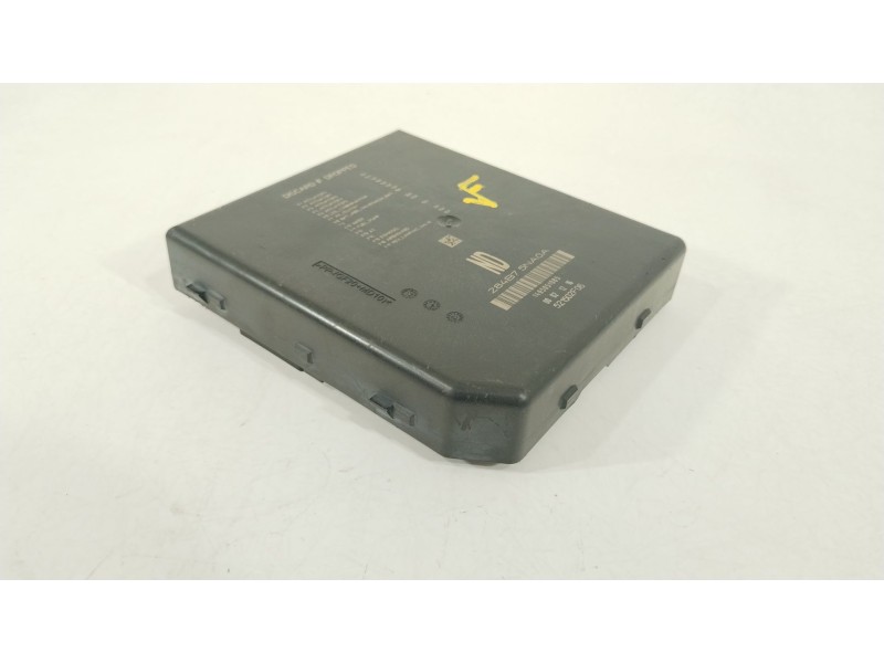 Recambio de caja reles / fusibles para nissan qashqai ii (j11, j11_) 1.6 dig-t referencia OEM IAM 284B75NA0A  