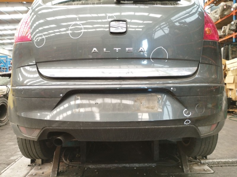 Recambio de paragolpes trasero para seat altea (5p1) 1.9 tdi referencia OEM IAM 5P0807421  
