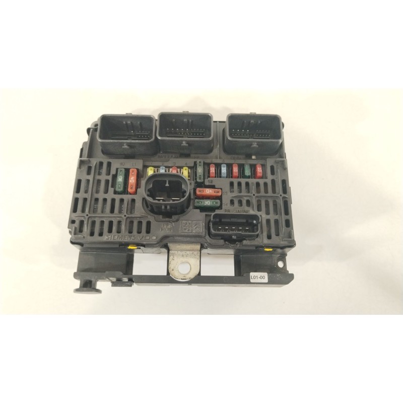 Recambio de caja reles / fusibles para peugeot 407 (6d_) 2.0 (6drfnb, 6drfne) referencia OEM IAM 9656086080 BSML0100 S118983001K