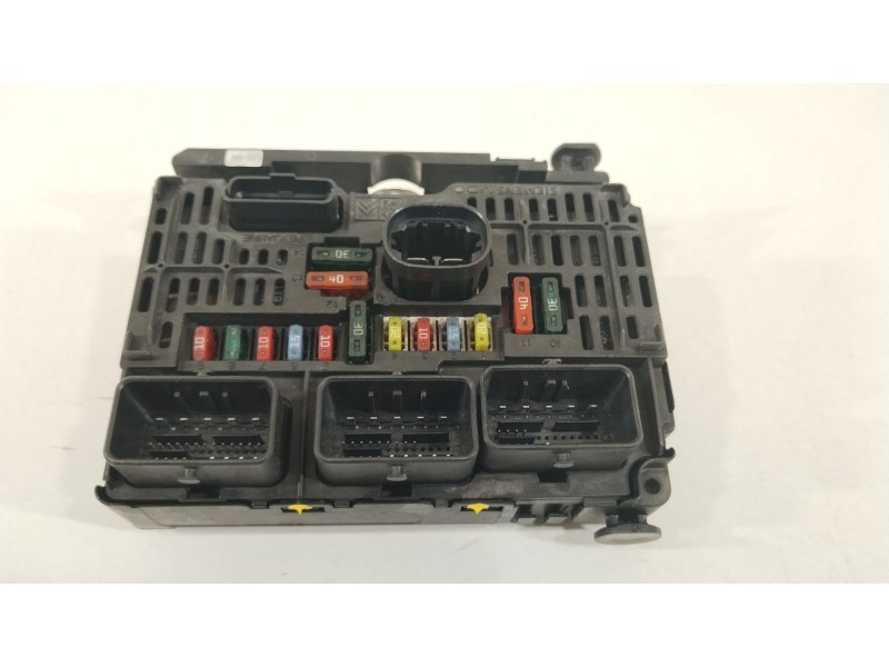 Recambio de caja reles / fusibles para peugeot 407 (6d_) 2.0 (6drfnb, 6drfne) referencia OEM IAM 9656086080 BSML0100 S118983001K