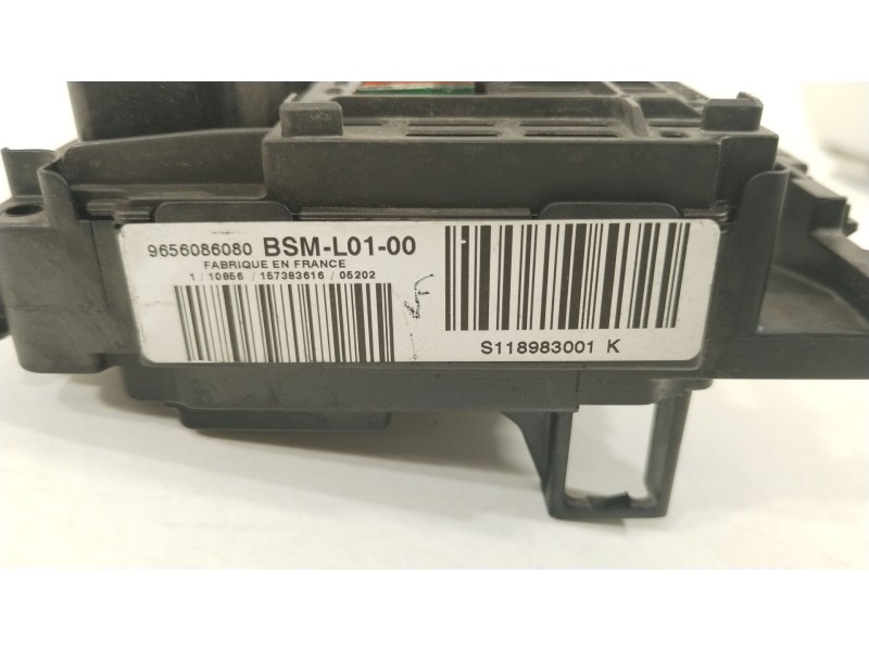 Recambio de caja reles / fusibles para peugeot 407 (6d_) 2.0 (6drfnb, 6drfne) referencia OEM IAM 9656086080 BSML0100 S118983001K