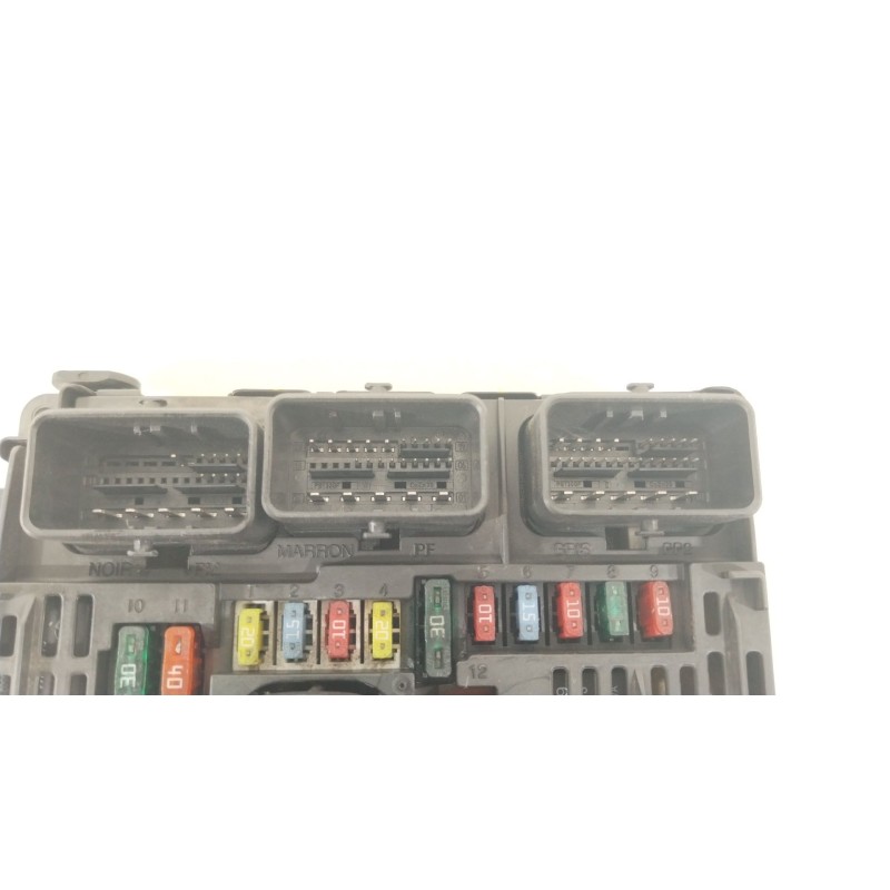 Recambio de caja reles / fusibles para peugeot 407 (6d_) 2.0 (6drfnb, 6drfne) referencia OEM IAM 9656086080 BSML0100 S118983001K