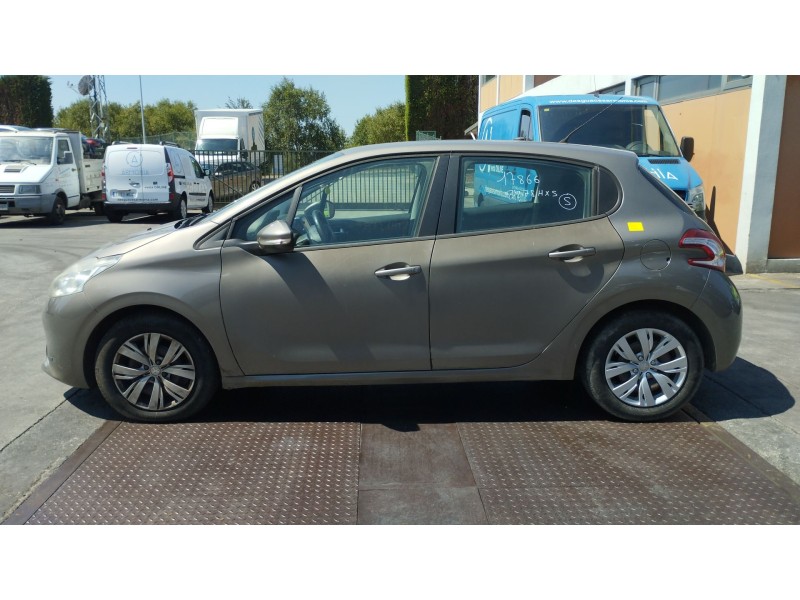 peugeot 208 i (ca_, cc_) del año 2014