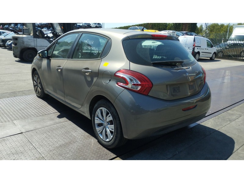 peugeot 208 i (ca_, cc_) del año 2014