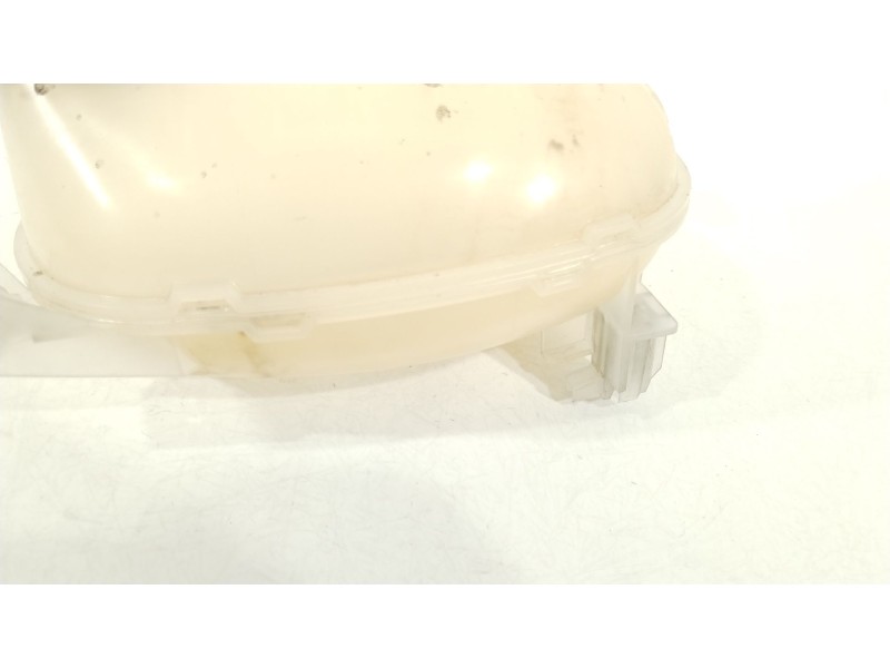 Recambio de deposito expansion para dacia sandero iii 1.0 tce 90 referencia OEM IAM 217102572R  
