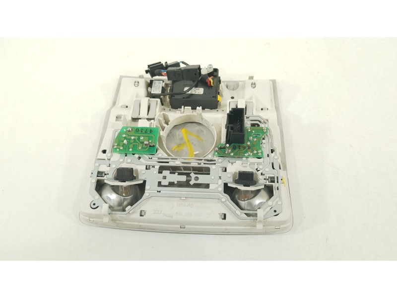 Recambio de luz interior para volkswagen golf vi (5k1) 1.6 tdi referencia OEM IAM 1K0947105  