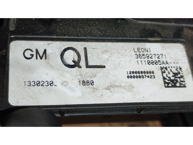 Recambio de caja reles / fusibles para opel astra j (p10) 1.4 (68) referencia OEM IAM 13302305 365927271 