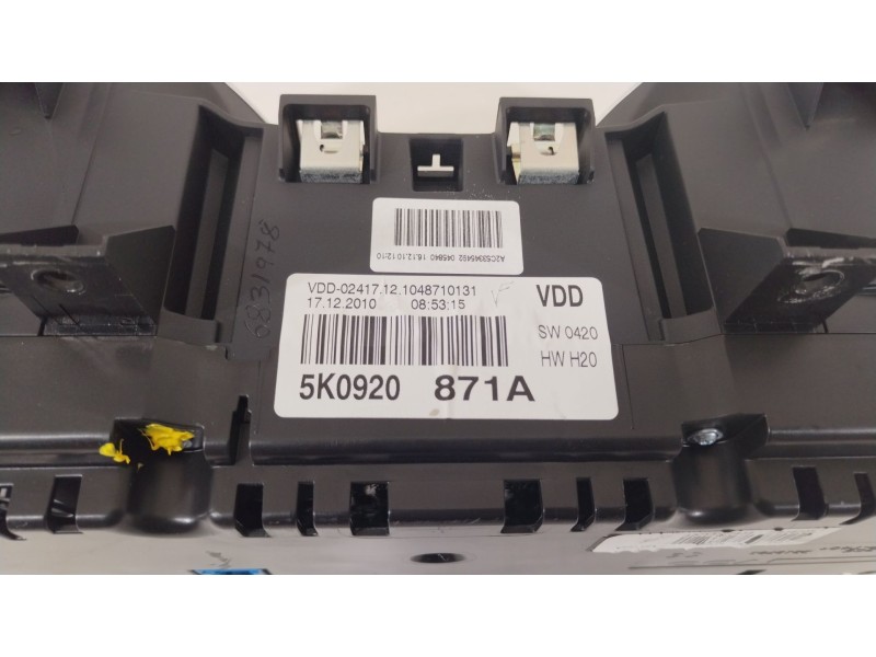 Recambio de cuadro instrumentos para volkswagen golf vi (5k1) 1.6 tdi referencia OEM IAM 5K0920871A  