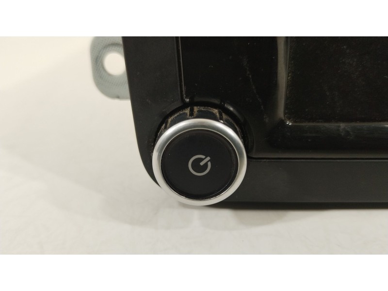 Recambio de sistema audio / radio cd para volkswagen golf vi (5k1) 1.6 tdi referencia OEM IAM 3C8035195  