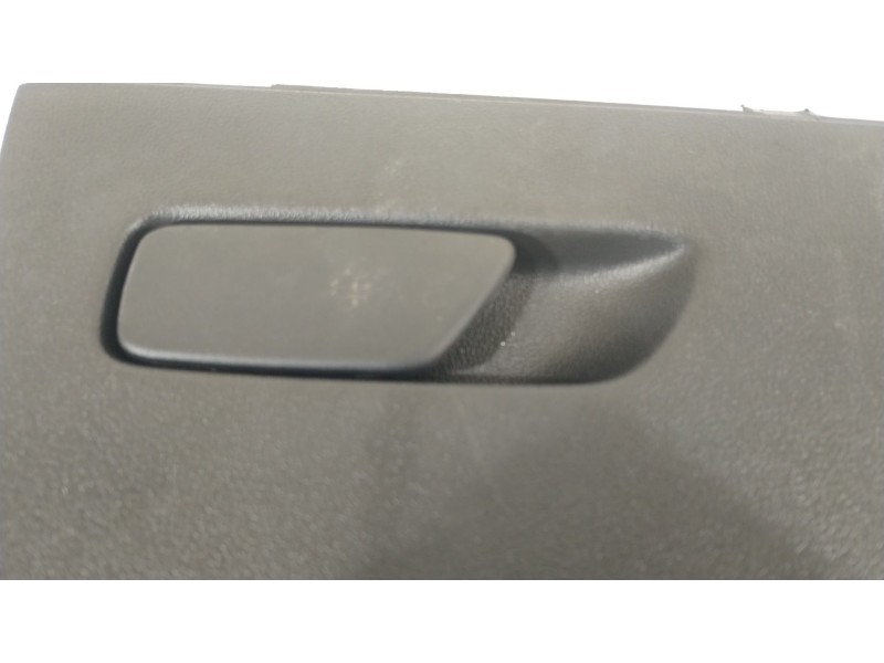 Recambio de guantera para audi a1 sportback (gba) 30 tfsi referencia OEM IAM 82B857035 82B857035 