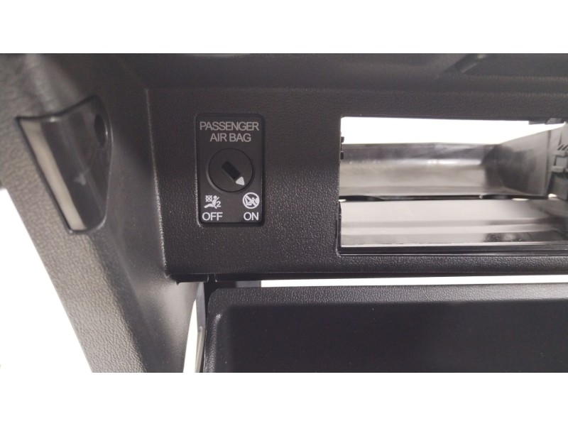 Recambio de guantera para audi a1 sportback (gba) 30 tfsi referencia OEM IAM 82B857035 82B857035 