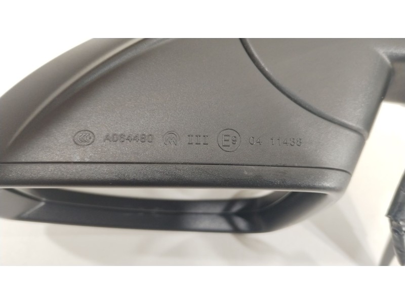 Recambio de retrovisor derecho para audi a1 sportback (gba) 30 tfsi referencia OEM IAM 82B857410  