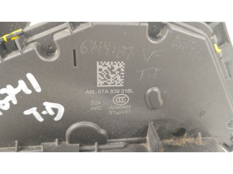 Recambio de cerradura puerta trasera derecha para audi a1 sportback (gba) 30 tfsi referencia OEM IAM 5TA839016L  