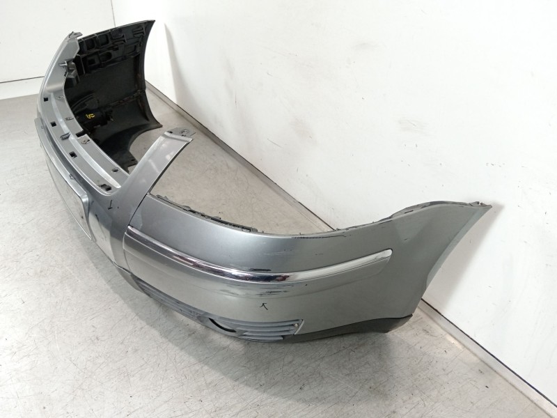 Recambio de paragolpes delantero para volkswagen passat b5.5 (3b3) 1.9 tdi referencia OEM IAM 3B0807217  