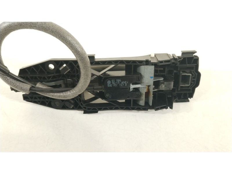 Recambio de maneta exterior delantera derecha para audi a1 sportback (gba) 30 tfsi referencia OEM IAM 8V0839885  