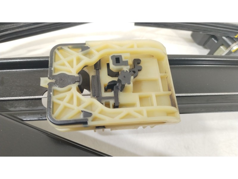 Recambio de elevalunas delantero derecho para audi a1 sportback (gba) 30 tfsi referencia OEM IAM 82G837462 8W0959802 
