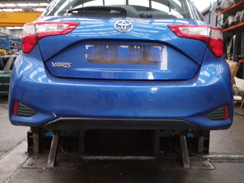 Recambio de paragolpes trasero para toyota yaris active referencia OEM IAM 521590D480  