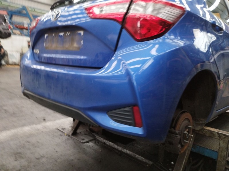 Recambio de paragolpes trasero para toyota yaris active referencia OEM IAM 521590D480  