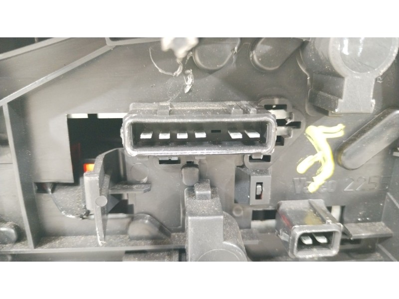 Recambio de piloto trasero izquierdo para peugeot 406 (8b) 2.1 td 12v referencia OEM IAM 6350E8  